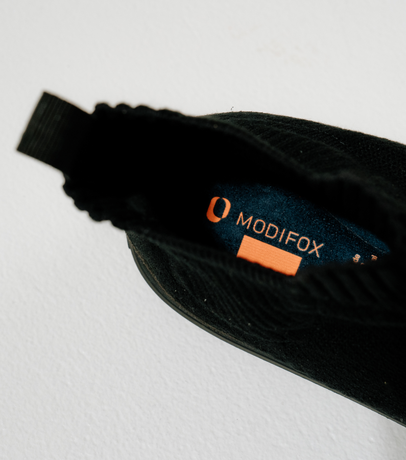 Victorian Kiss 1ˢᵗ Gen