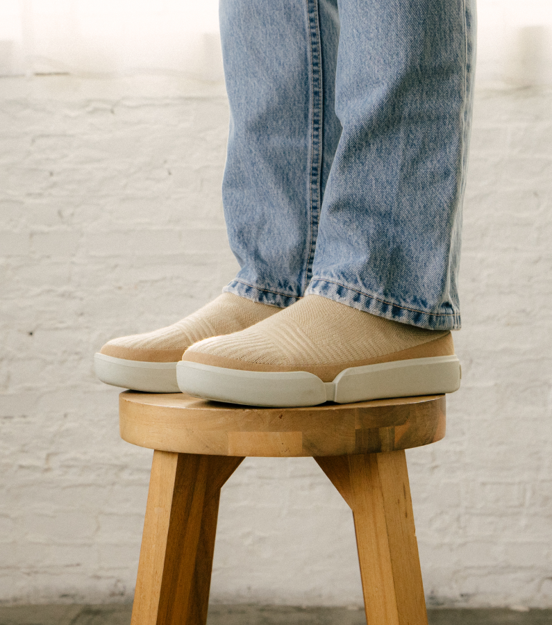 Victorian Kiss 1ˢᵗ Gen