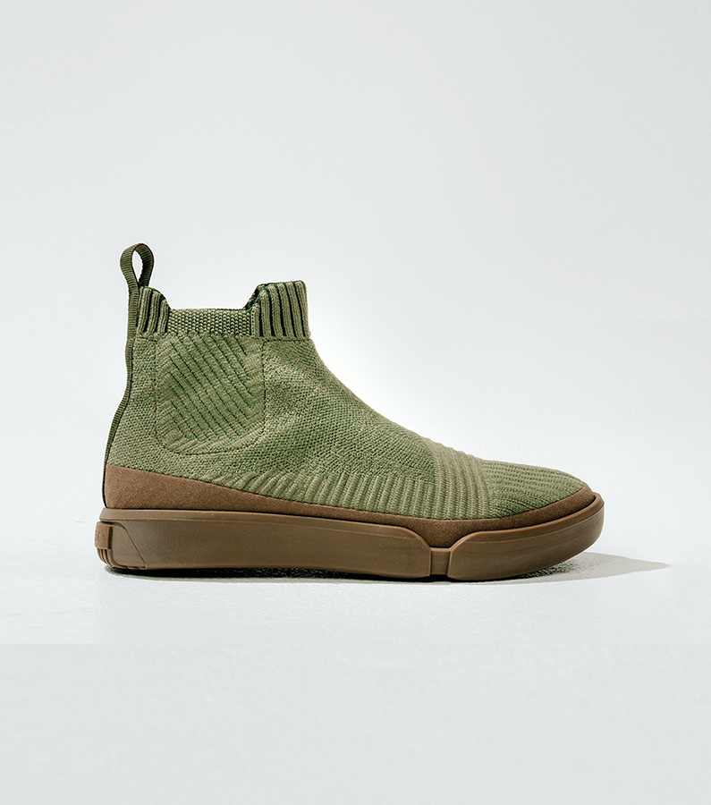 Victorian Kiss 1ˢᵗ Gen